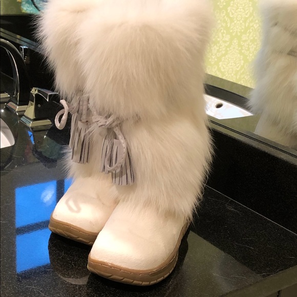 BearPaw Shoes - BearPaw fur boots